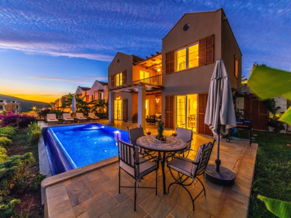 200 gaj villa